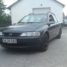 Opel Vectra B 1,6 16v (Solgt)
