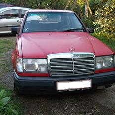 Mercedes Benz W124 250D *SOLGT*