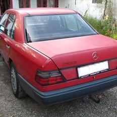 Mercedes Benz W124 250D *SOLGT*