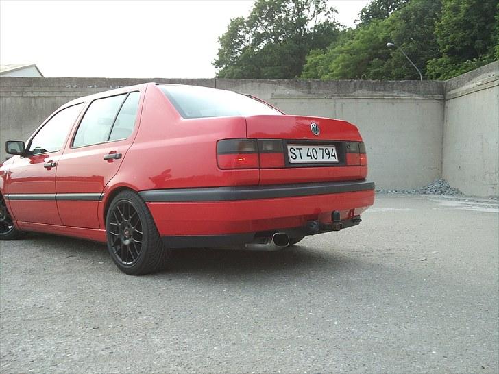 VW Vento -SOLGT-  billede 3