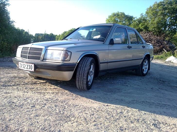 Mercedes Benz 190 E Aut. billede 2