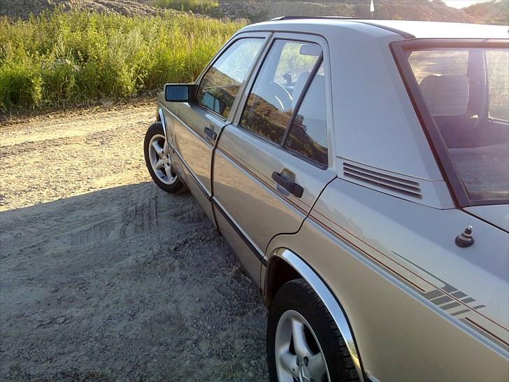 Mercedes Benz 190 E Aut. billede 3