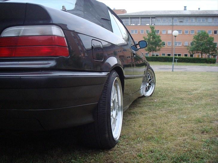 BMW E36 325I Cabrio billede 4