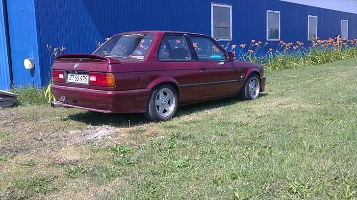 BMW E30 320 "Eta" Byttet billede 7