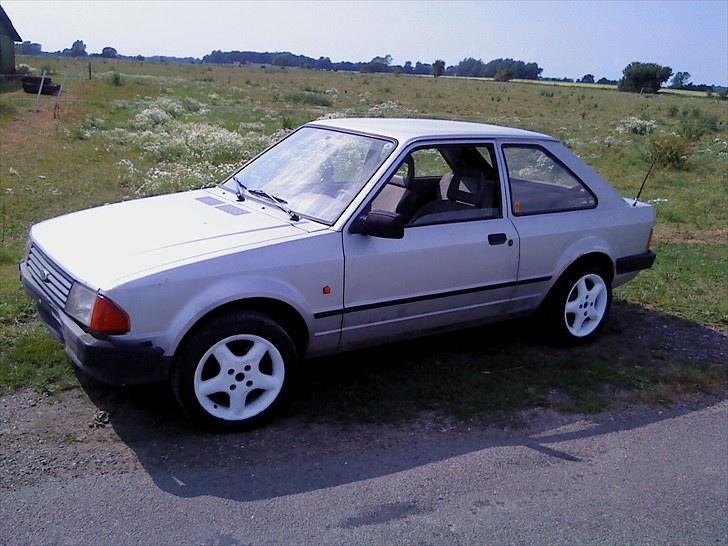 Ford  escort mk3  solgt billede 7