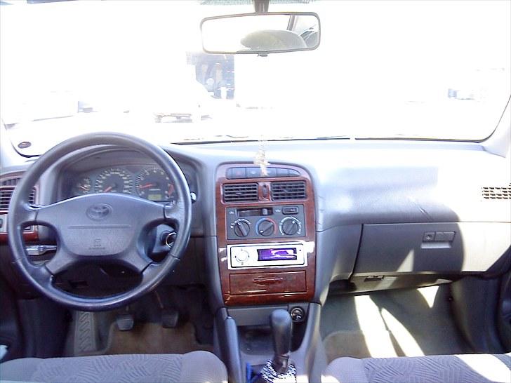 Toyota Avensis - sol - T22 billede 9