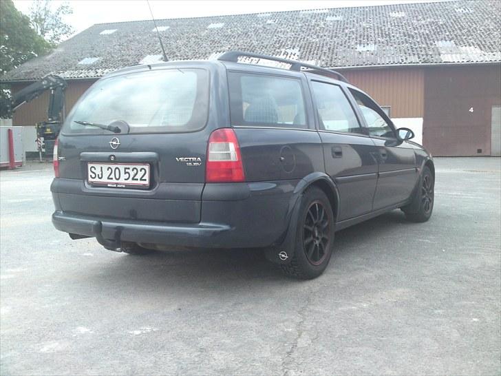 Opel Vectra B 1,6 16v (Solgt) billede 3