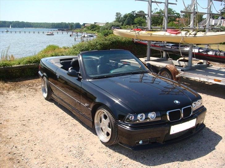 BMW 325i Cabriolet - Solgt billede 1
