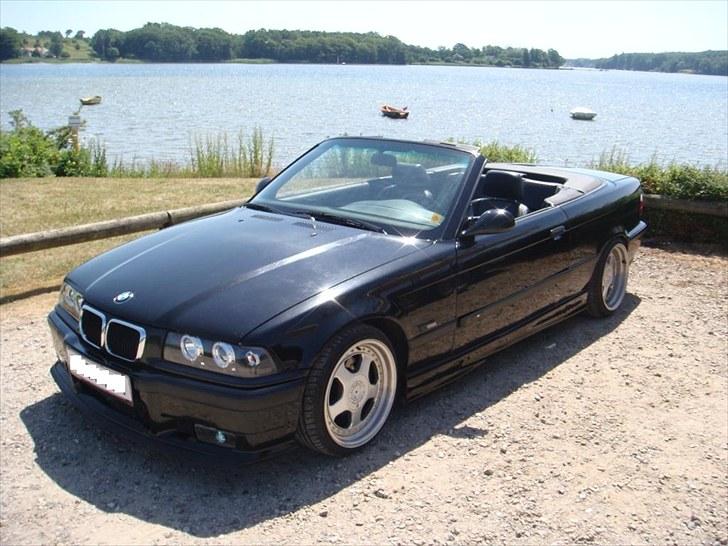 BMW 325i Cabriolet - Solgt billede 2
