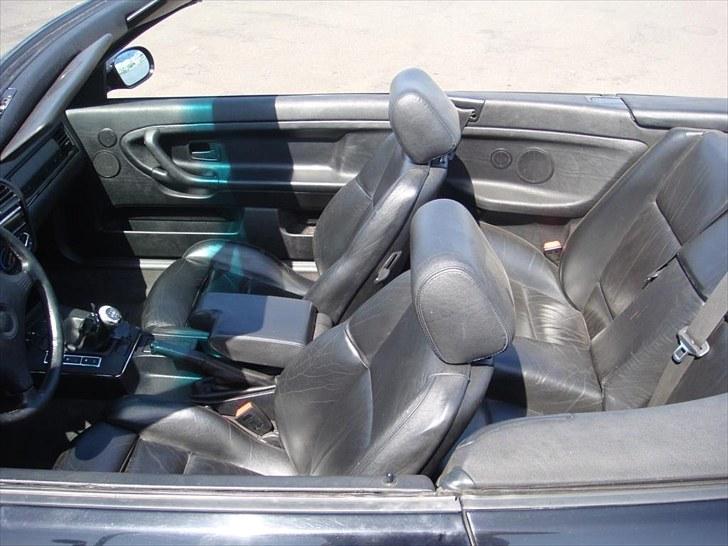 BMW 325i Cabriolet - Solgt billede 19