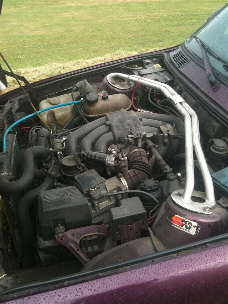 BMW E30 320i  * Solgt * billede 7