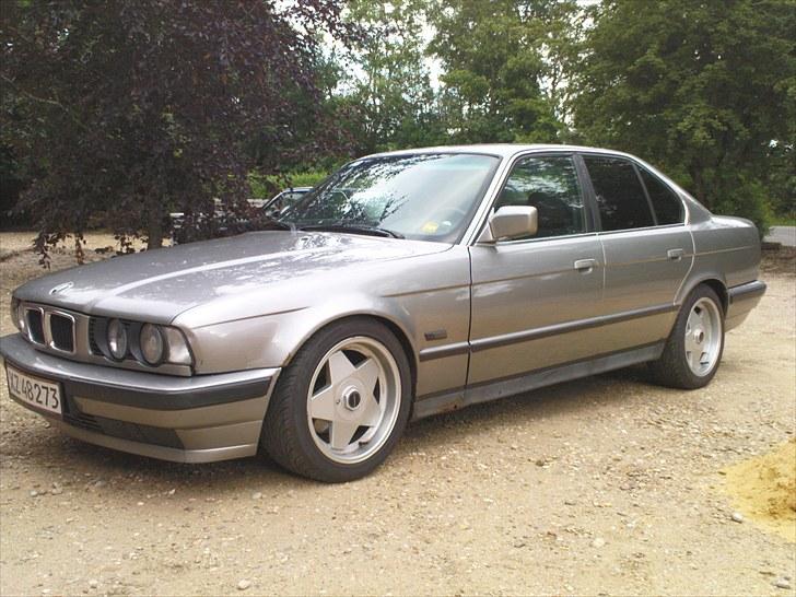 BMW 520i 24v billede 1