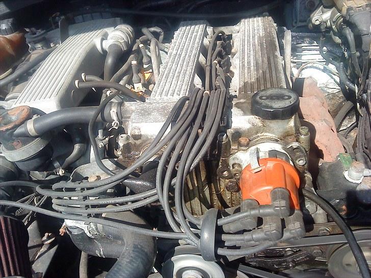 Alfa Romeo 75 2,0 T-Spark Solgt billede 3