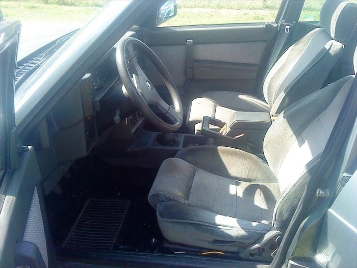 Alfa Romeo 75 2,0 T-Spark Solgt billede 11