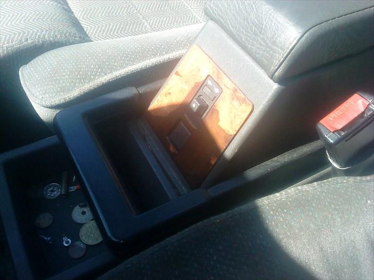 Alfa Romeo 75 2,0 T-Spark Solgt billede 16