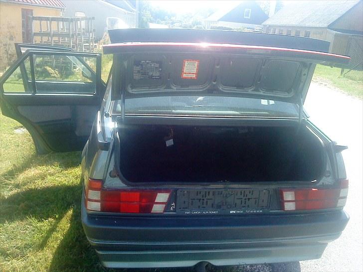 Alfa Romeo 75 2,0 T-Spark Solgt billede 17