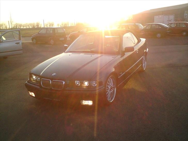 BMW 320i Cabriolet billede 5