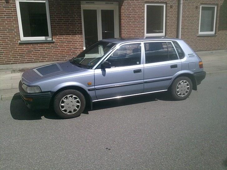 Toyota COROLLA billede 1