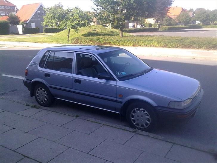 Toyota COROLLA billede 2