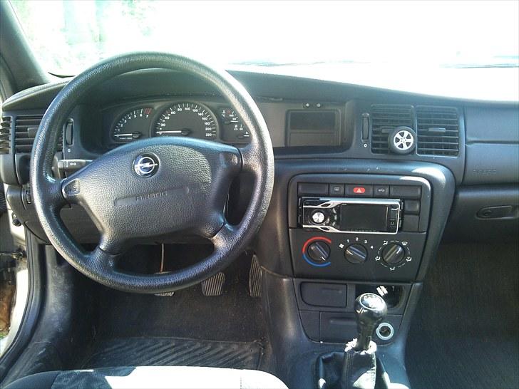 Opel Vectra B 1.6 16v *SOLGT* billede 7