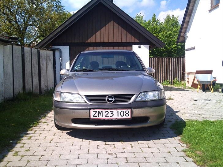 Opel Vectra B 1.6 16v *SOLGT* billede 10