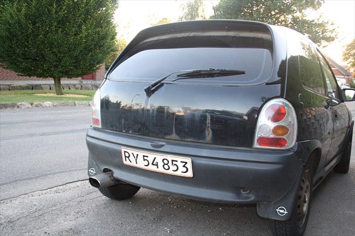 Opel corsa - Det bare så øv, det ville ellers være pænt, hvis det var lavet ordentlig billede 4