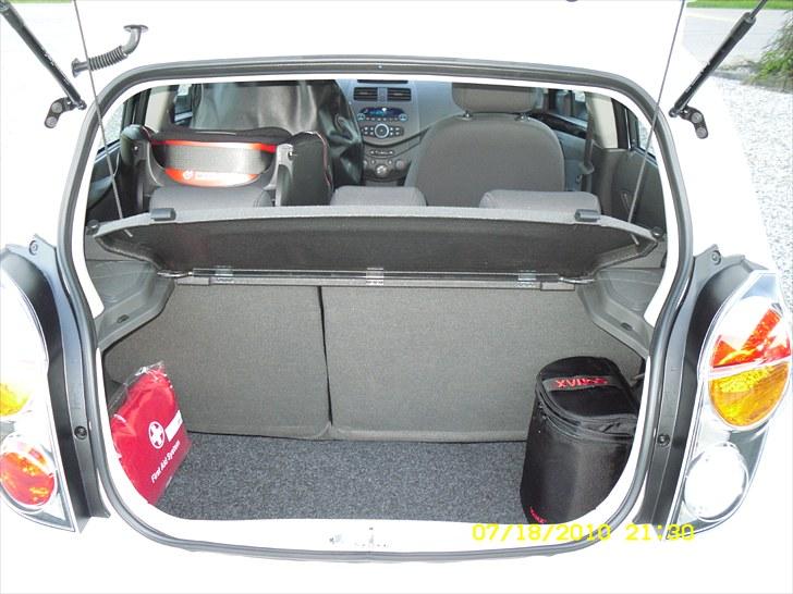 Chevrolet Spark 1,0 LS - Bagagerum - MED måtte. billede 15