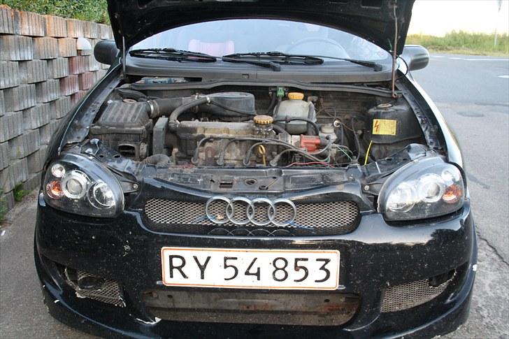 Opel corsa - gaap, selv bilen er træt. billede 15