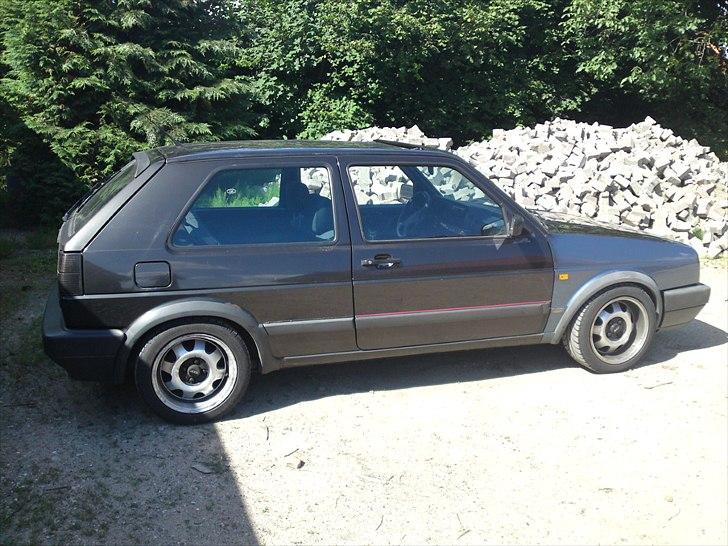 VW Golf GTI 16v (solgt) billede 2