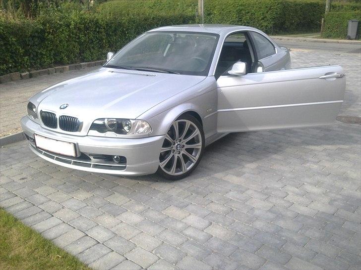 BMW 325Ci billede 6