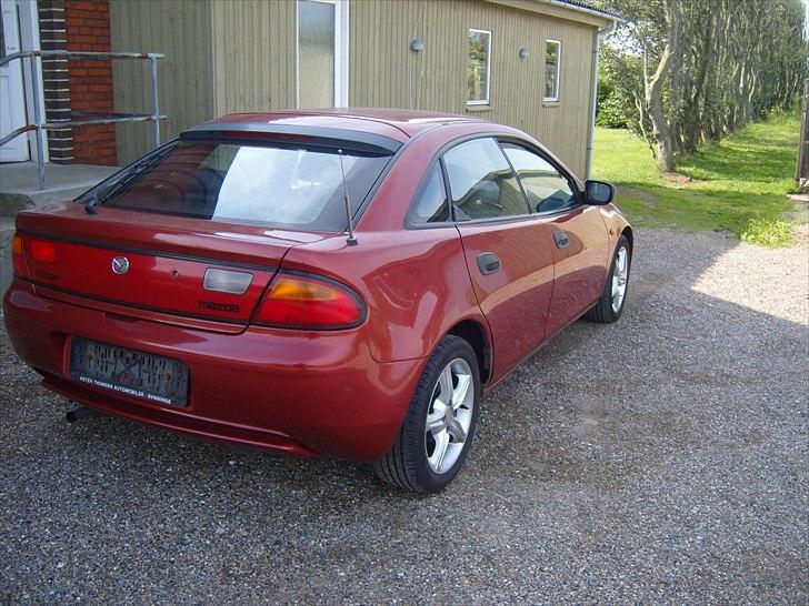 Mazda 323f Aircon billede 4