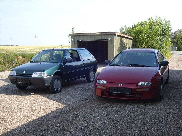 Mazda 323f Aircon - Sammen med min anden bil, en Citroen ax fra 94 billede 12