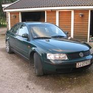 VW Passat 1,6 Man. Limousine