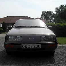 Ford Sierra 1,6 5d (solgt)
