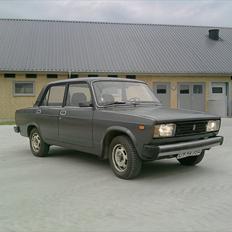 Lada 2105