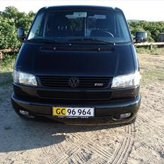 VW Caravelle