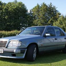 Mercedes Benz W124 300D - Solgt