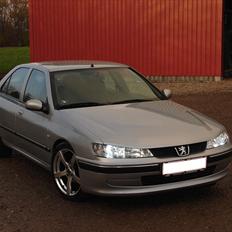 Peugeot 406