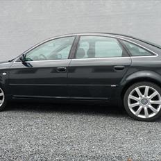 Audi A6 2,4 S-line