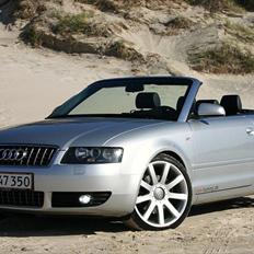 Audi A4 Cabriolet S-line