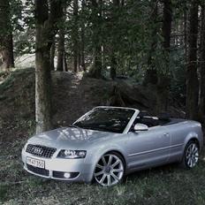 Audi A4 Cabriolet S-line