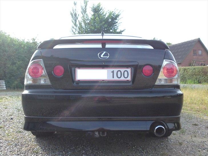 Lexus IS200 Sport - God røv i den skørte! billede 6