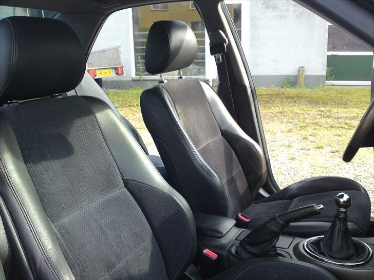 Lexus IS200 Sport - Del-læder billede 10