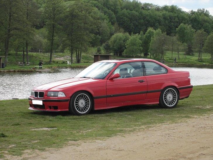 BMW E36 325i coupe R.I.P billede 4