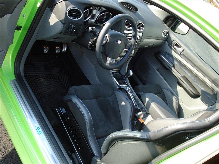 Ford Focus RS *Solgt* - Kabinen. billede 10