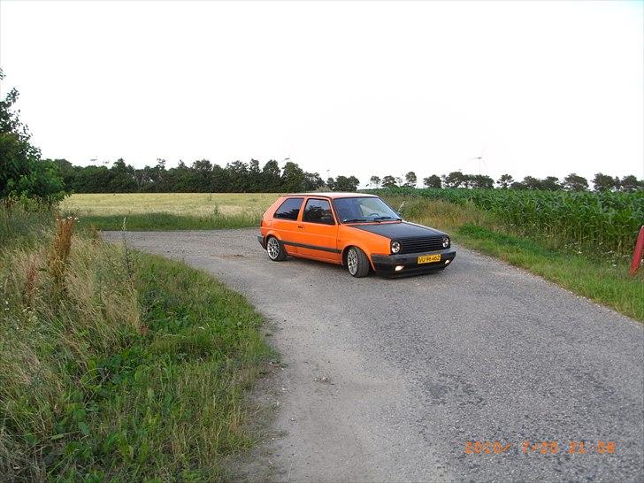 VW Golf II Low & Slow solgt billede 3
