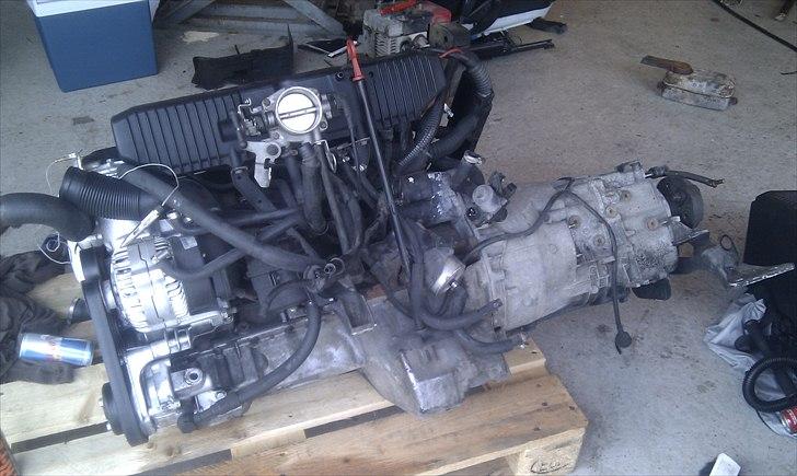 BMW 528 i SOLGT billede 15