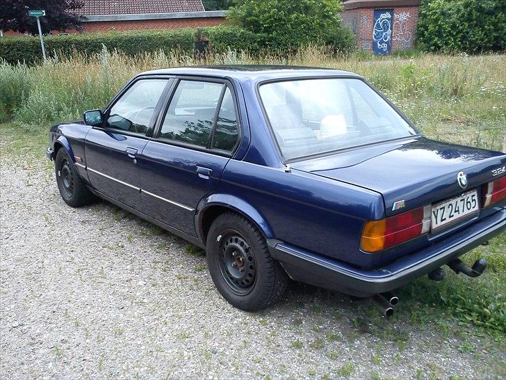 BMW 324 td SOLGT billede 3