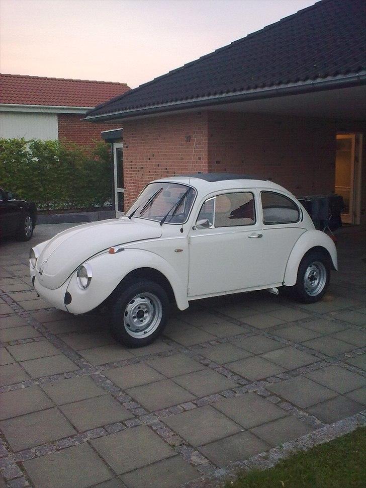 VW 1303 - For dælen der er meget at lave på en gammel bil for at få den samlet igen. billede 14