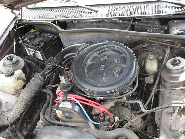 Ford Sierra 1,6 5d (solgt) billede 6